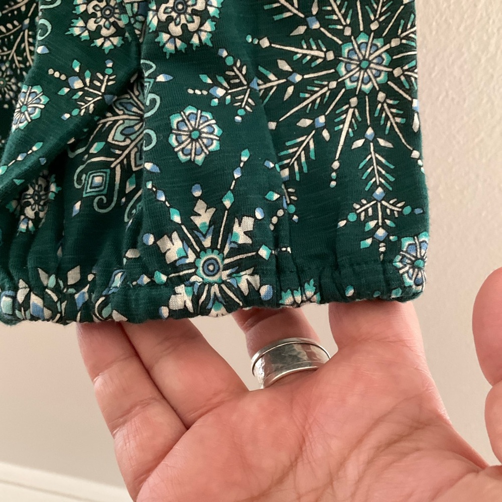 NEW J. Jill Large Petite Green Snowflake Print Henley Long Sleeve Blouse - Picture 6 of 11